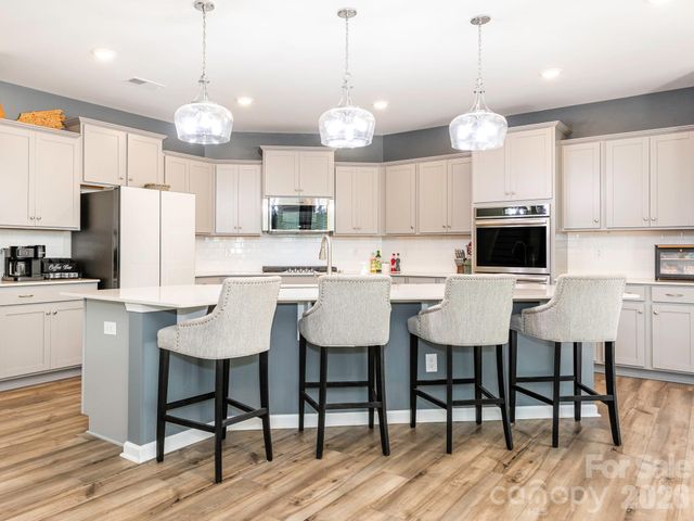 388 Kennerly Center Drive, Mooresville, NC 28115