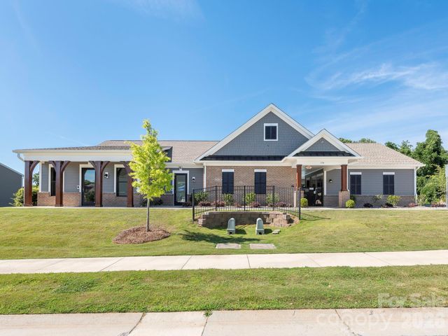 388 Kennerly Center Drive, Mooresville, NC 28115