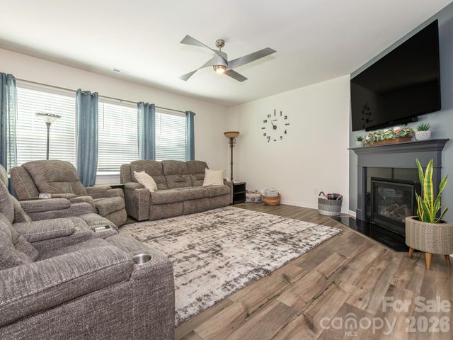 388 Kennerly Center Drive, Mooresville, NC 28115