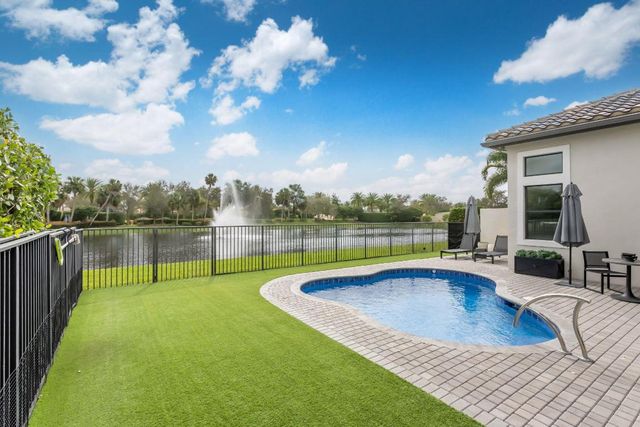 9319 Eden Roc Court, Delray Beach, FL 33446