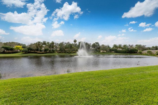 9319 Eden Roc Court, Delray Beach, FL 33446