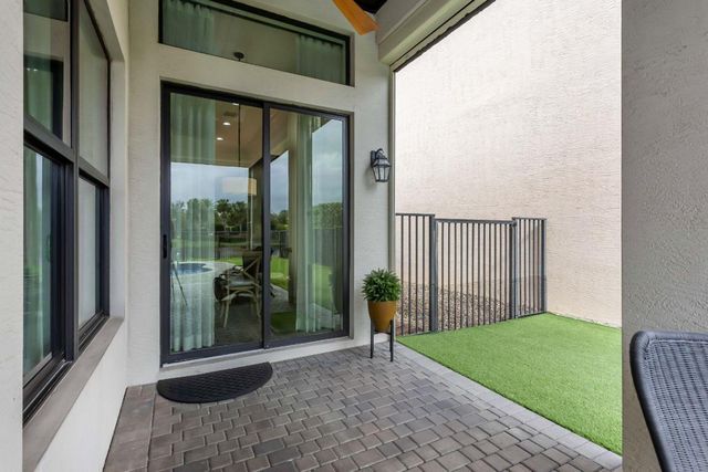 9319 Eden Roc Court, Delray Beach, FL 33446