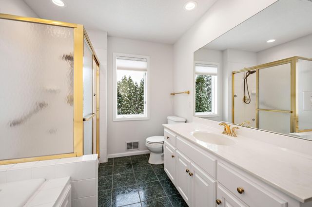 12755 42nd Place N, Plymouth, MN 55442