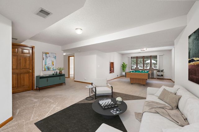 12755 42nd Place N, Plymouth, MN 55442