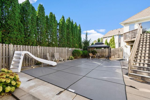 12755 42nd Place N, Plymouth, MN 55442