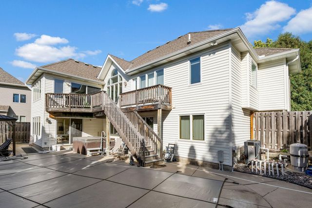 12755 42nd Place N, Plymouth, MN 55442