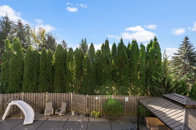 12755 42nd Place N, Plymouth, MN 55442