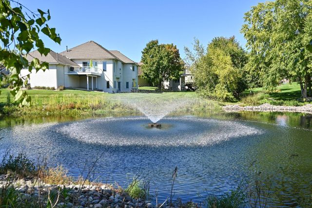 12755 42nd Place N, Plymouth, MN 55442