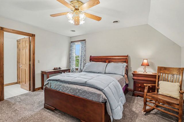 2075 Liebengood Rd, Goodlettsville, TN 37072