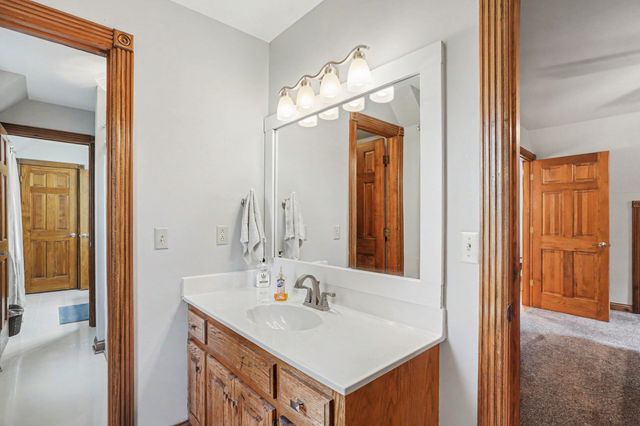 2075 Liebengood Rd, Goodlettsville, TN 37072