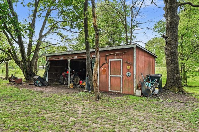 2075 Liebengood Rd, Goodlettsville, TN 37072