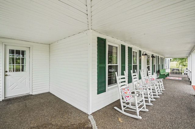 2075 Liebengood Rd, Goodlettsville, TN 37072