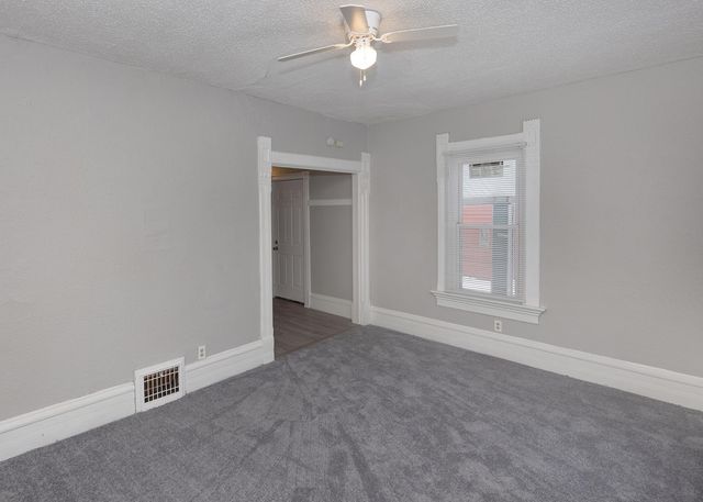 2708 7th Avenue, Rock Island, IL 61201