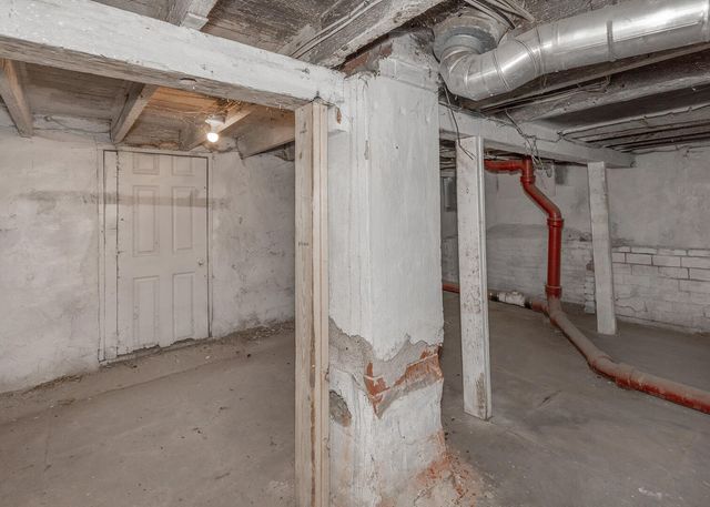 2708 7th Avenue, Rock Island, IL 61201