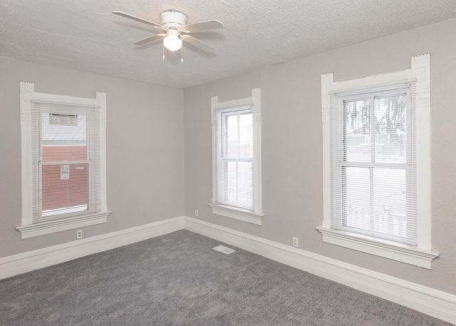 2708 7th Avenue, Rock Island, IL 61201