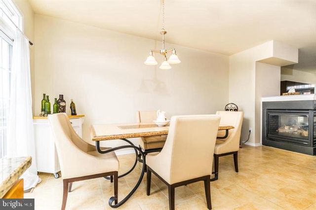 42799 HAY RD, Ashburn, VA 20147