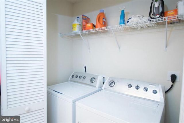 42799 HAY RD, Ashburn, VA 20147