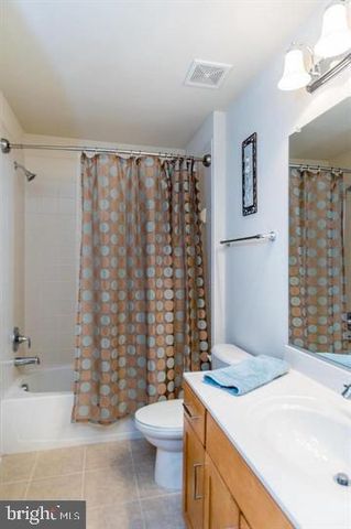 42799 HAY RD, Ashburn, VA 20147