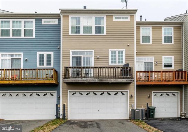 42799 HAY RD, Ashburn, VA 20147