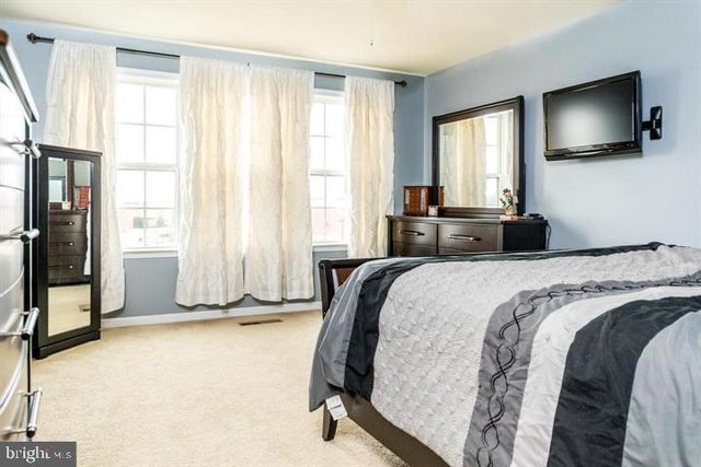 42799 HAY RD, Ashburn, VA 20147