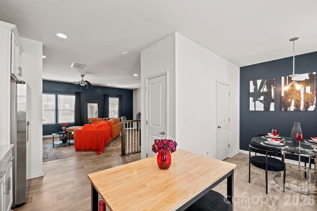 11021 Woodland Creek Way, Charlotte, NC 28262