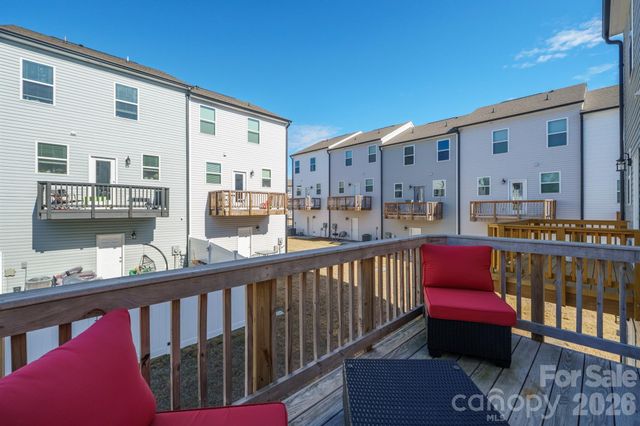 11021 Woodland Creek Way, Charlotte, NC 28262