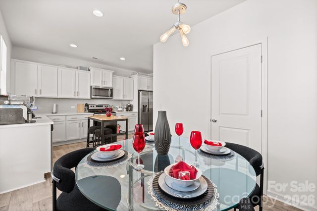 11021 Woodland Creek Way, Charlotte, NC 28262