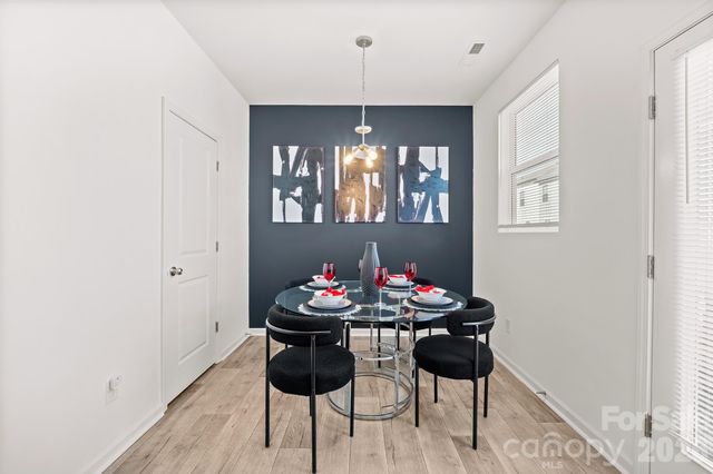 11021 Woodland Creek Way, Charlotte, NC 28262