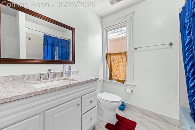 11410 Mackay Street, Hamtramck, MI 48212