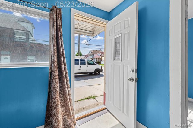 11410 Mackay Street, Hamtramck, MI 48212