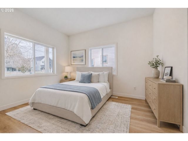 6300 N AMHERST St, Portland, OR 97203