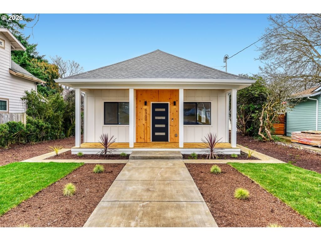 6300 N AMHERST St, Portland, OR 97203