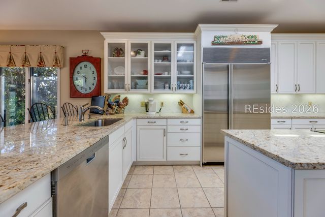 28 Leamington Ln, Hilton Head Island, SC 29928