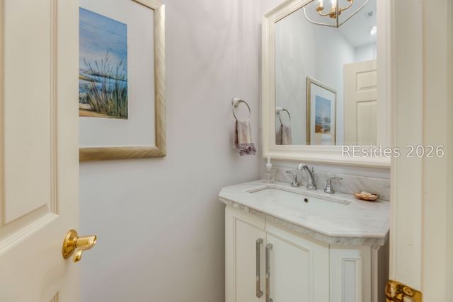 28 Leamington Ln, Hilton Head Island, SC 29928