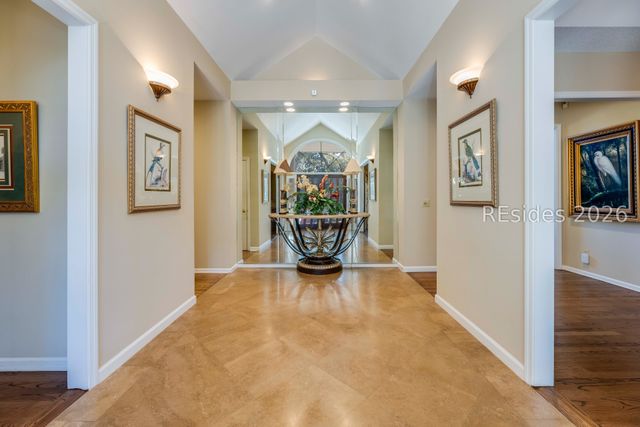 28 Leamington Ln, Hilton Head Island, SC 29928