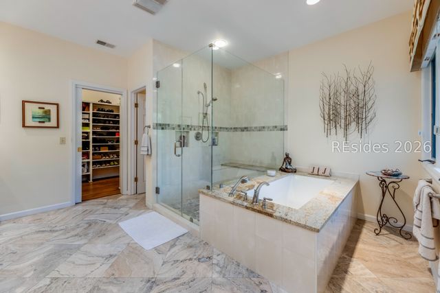 28 Leamington Ln, Hilton Head Island, SC 29928