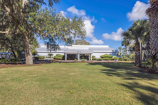 28 Leamington Ln, Hilton Head Island, SC 29928