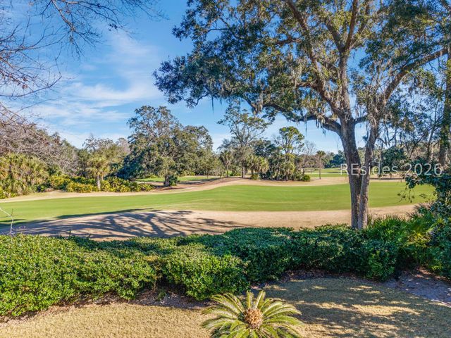 28 Leamington Ln, Hilton Head Island, SC 29928