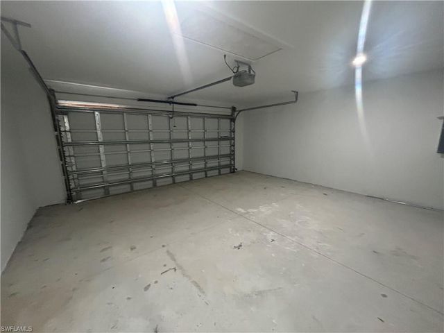 2524 NE 1st PL, Cape Coral, FL 33909