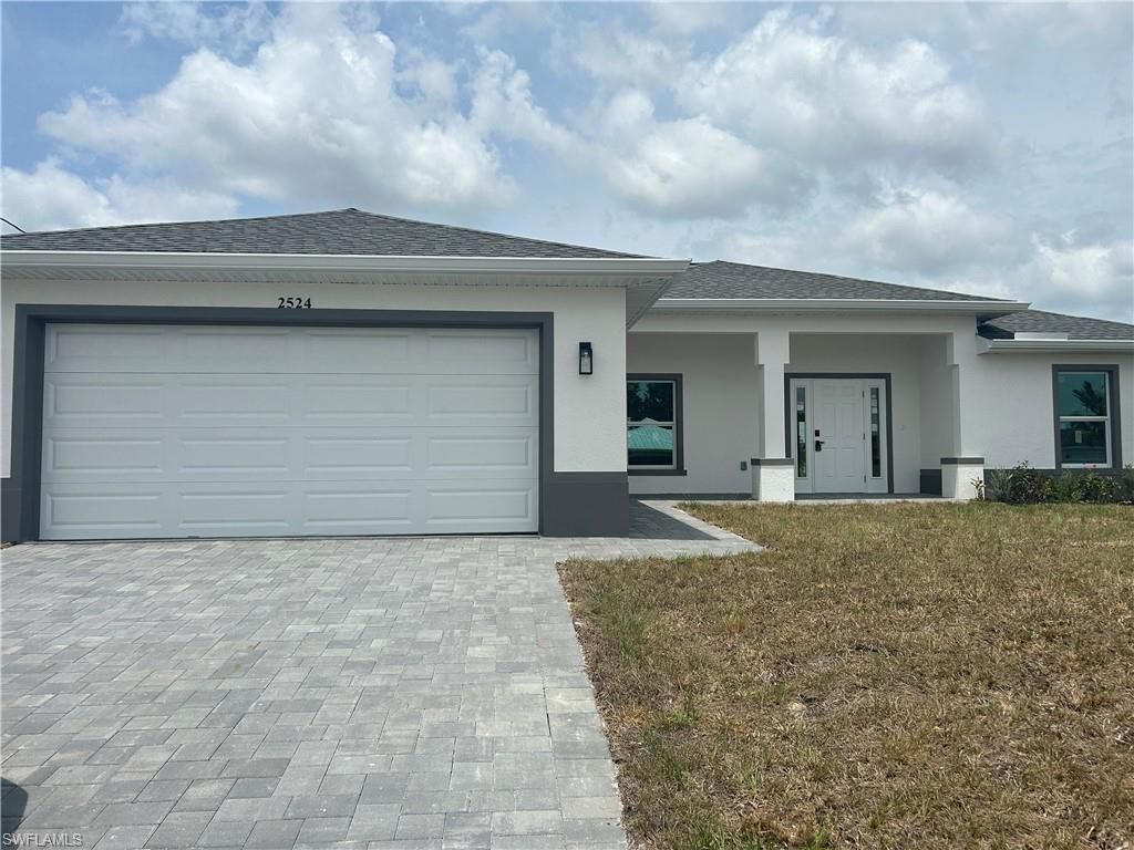 2524 NE 1st PL, Cape Coral, FL 33909