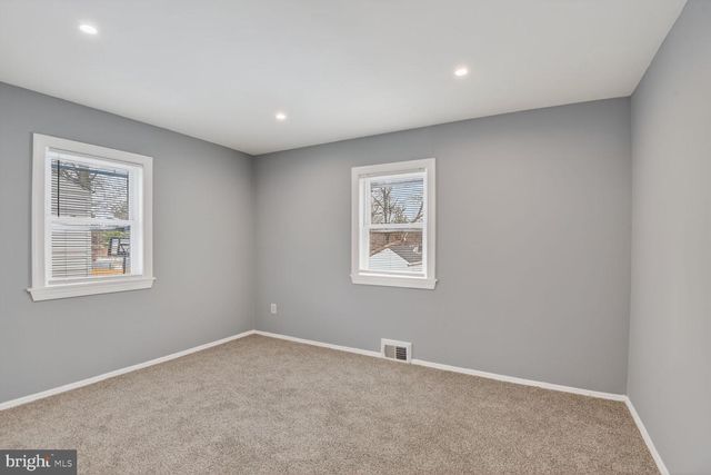 6515 PARKWAY CT, Hyattsville, MD 20782