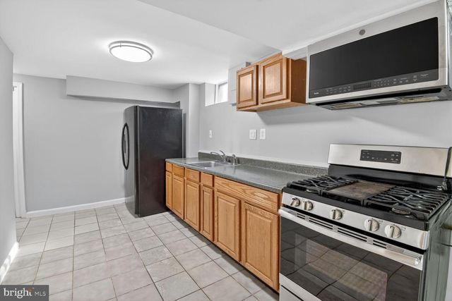 6515 PARKWAY CT, Hyattsville, MD 20782