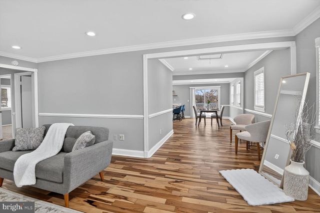 6515 PARKWAY CT, Hyattsville, MD 20782