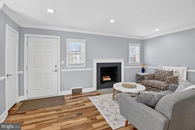 6515 PARKWAY CT, Hyattsville, MD 20782