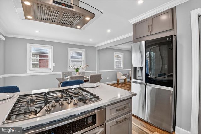 6515 PARKWAY CT, Hyattsville, MD 20782