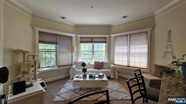 2116 Windsor Park Court 78, Englewood, NJ 07631