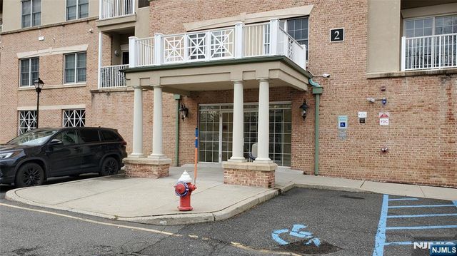 2116 Windsor Park Court 78, Englewood, NJ 07631