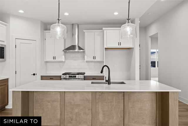 1315 Lincoln Court, Norwalk, IA 50211