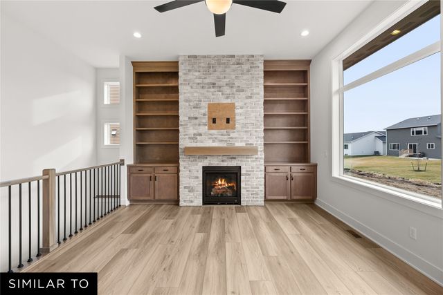 1315 Lincoln Court, Norwalk, IA 50211