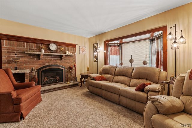 4582 North Street, Dewitt, NY 13078